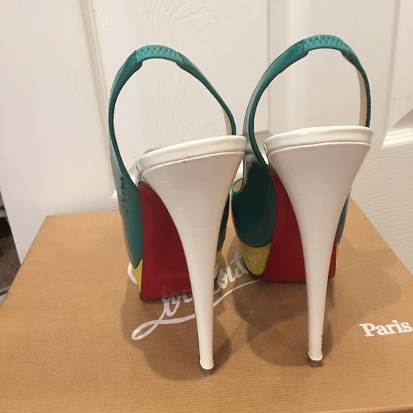 Christian Louboutin - Picture 3 of 3